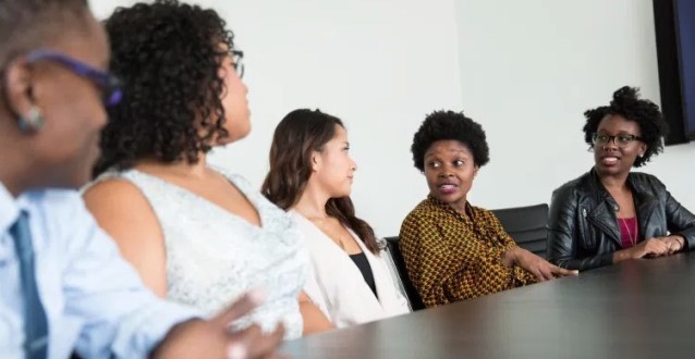 Психообразовательные группы: темы, примеры и инструменты